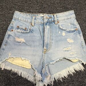 Zara Shorts High Waisted Frayed Hem